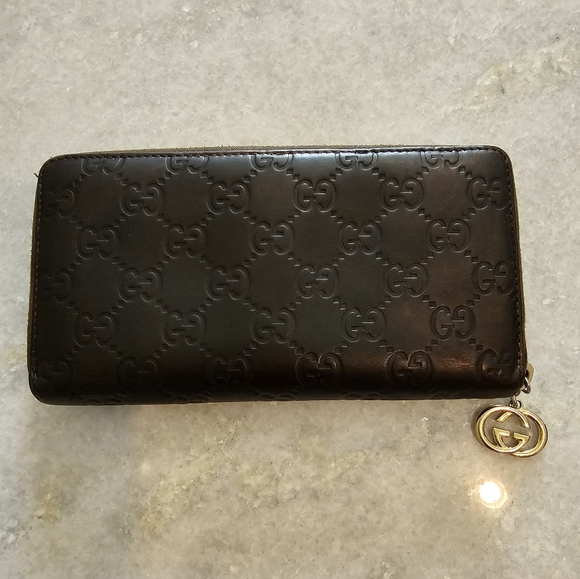 AUTHENTIC Gucci Vintage Guccissima GG Brown Zip-Round Wallet Clutch - Picture 2 of 15